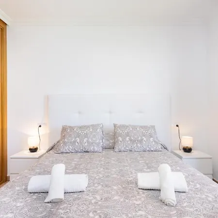 דירה Home2book Garden Beach & Pool