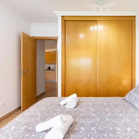 Home2book Garden Beach & Pool דירה La Tejita