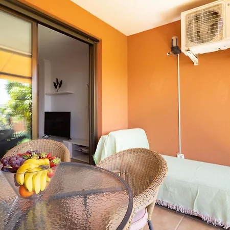 Home2book Garden Beach & Pool דירה La Tejita